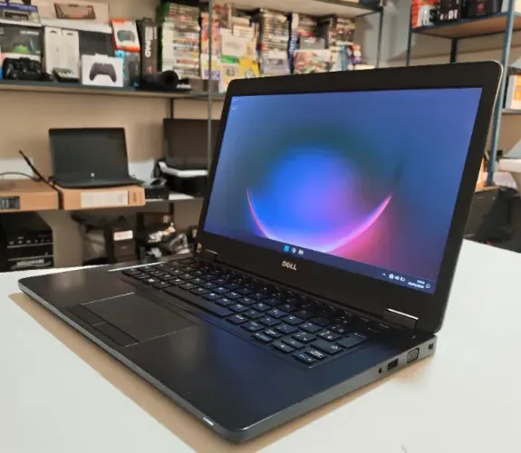 Notebook Dell i5 7300U, 8GB ram, SSD 120GB, parcelo no cartão