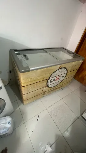 Freezer Horizontal FRICON - Porta de Vidro