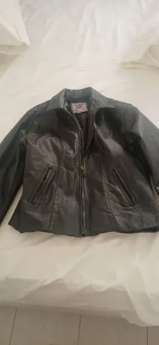 Vendo jaqueta de couro original