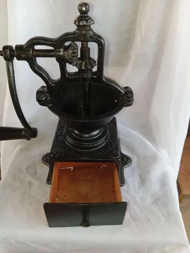 Moinho de café antigo decoração