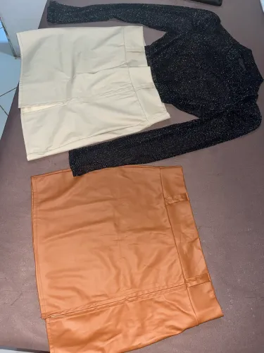 Lote de roupas saias napa vestido blusa tule