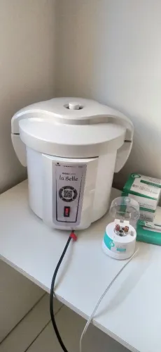 Autoclave e bancada de procedimento