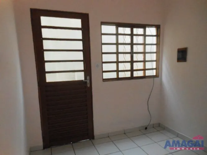 Edícula para aluguel na Cidade Jardim, Jacareí