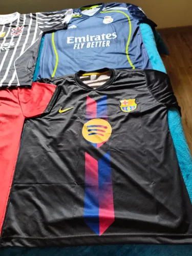 CAMISETA DE TIME VÁRIOS MODELOS...NOVA... ÓTIMA QUALIDADE. .<br>VALOR R$55,00 CADA .