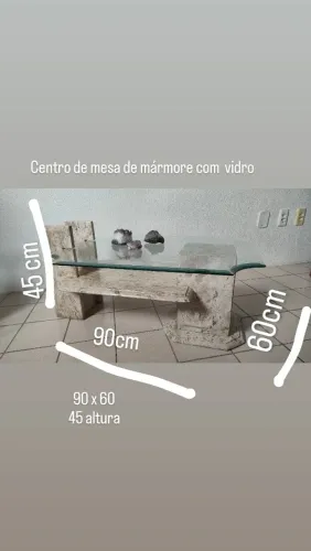 Centro de mesa de Mármore com vidro