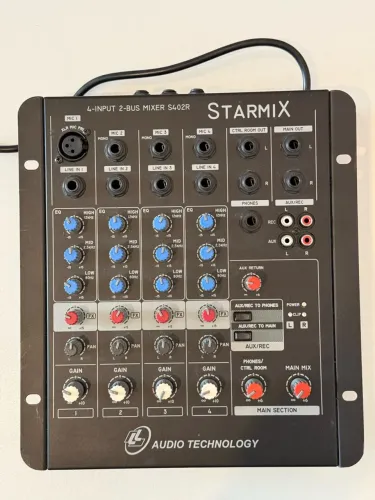 Mesa de Som Starmix S402R (4 Canais) - Audio Technology