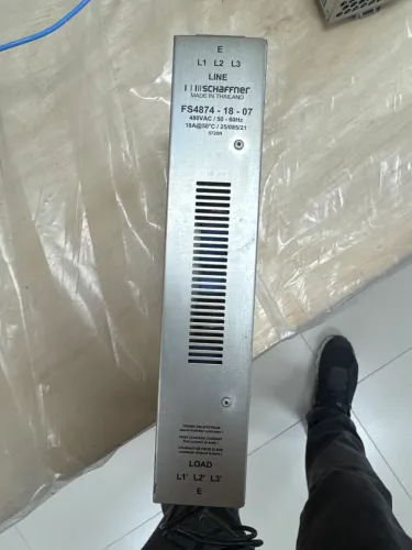 Filtro EMC Trifásico Schaffner FS4874-18-07 18A 480VAC