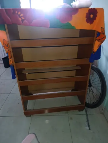 Cômoda 5 gavetas