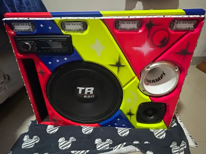 Caixa trio/Troco por moto de trilha