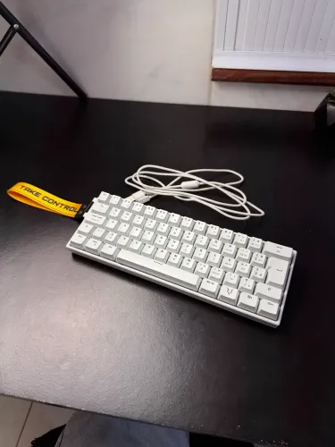 Teclado Gamer Mecânico 60% Husky Blizzard Switch Red