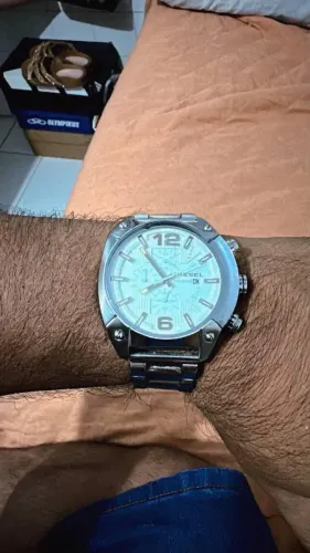 Vendo relógios Originais R$ 700,00