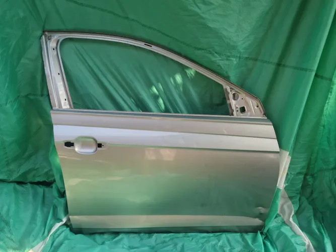 Porta dianteira direita VW polo/virtus 2017 a 2022 original c detalhe