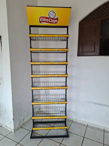 Espositor de salgadinhos do maior