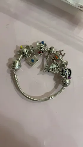 Pulseira Pandora toda original