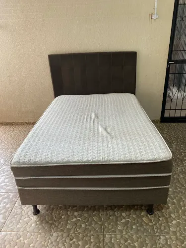 ? VENDO CAMA ? Valor: R$ 250?