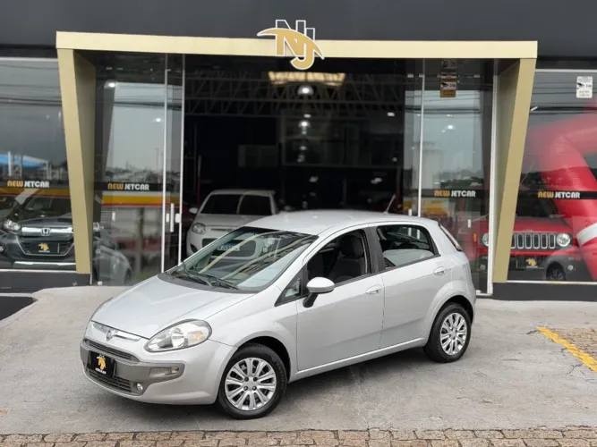 Fiat Punto Essence 1.6 Flex 16V 5P 2013