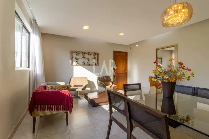 Casa à venda, 5 quartos, 3 suítes, 3 vagas, Buritis - Belo Horizonte/MG