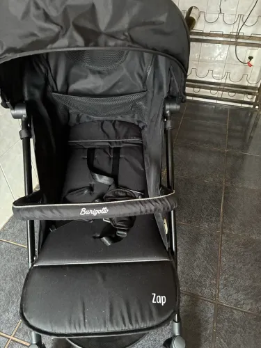Carrinho de bebê zap galzerano