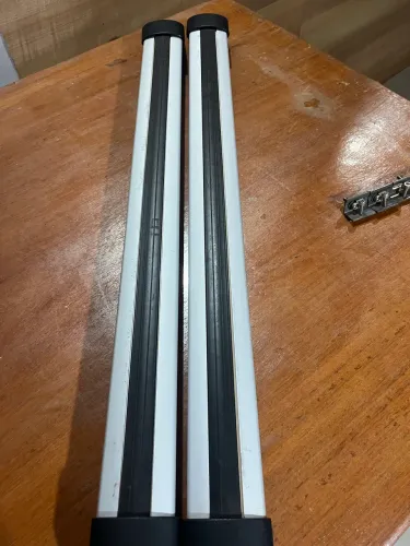 Barras de rack de teto Thule WingBar Evo