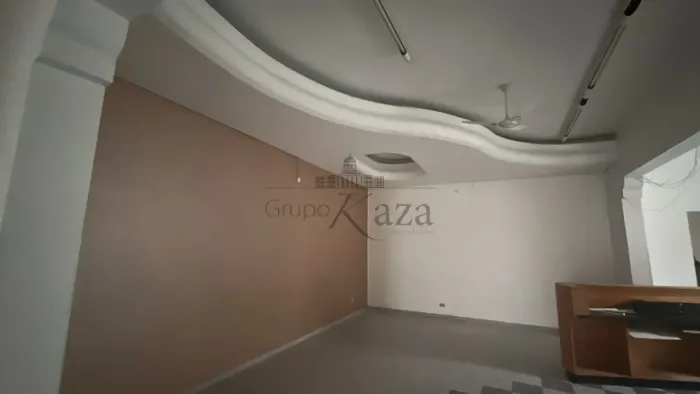 Comercial/Salão - Comercial 330 m² - No bairro Centro