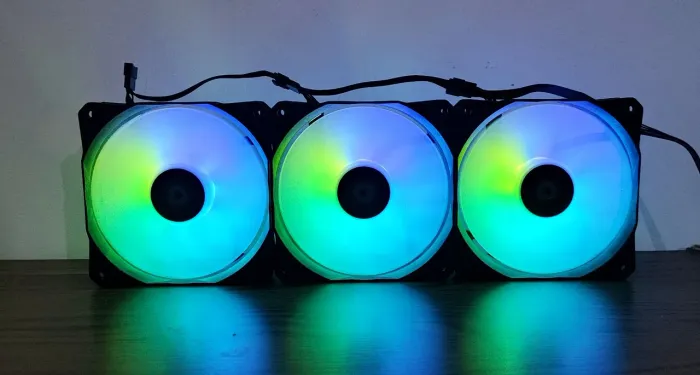 Kit 3 Fans Montech ARGB Novas e controladora