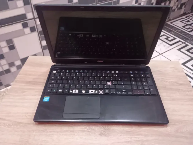 Notebook Acer modelo z5we3 retirar peças