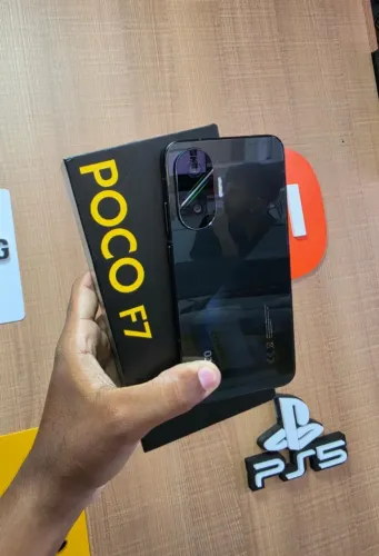 Poco F7 5G 12/512GB Semi Novo Bateria 96%, Completo, Garantia, Loja Física + Brinde