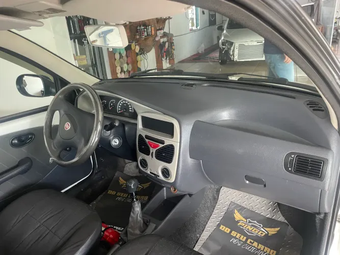 Fiat Strada 1.4 MPI Fire Flex 8V CS 2012