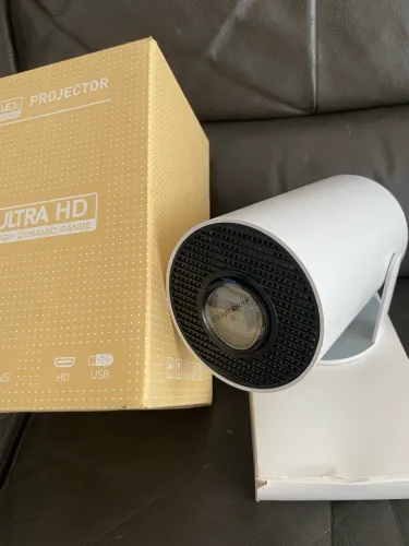 Projetor Portátil Ultra HD Novo