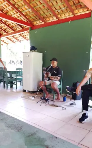 Cantor Voz e Violão - Música Ao Vivo