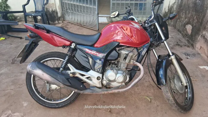 Honda Star 160 em ótimo estado de conservação.
