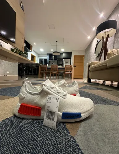 Tênis Adidas NMD R1 Branco