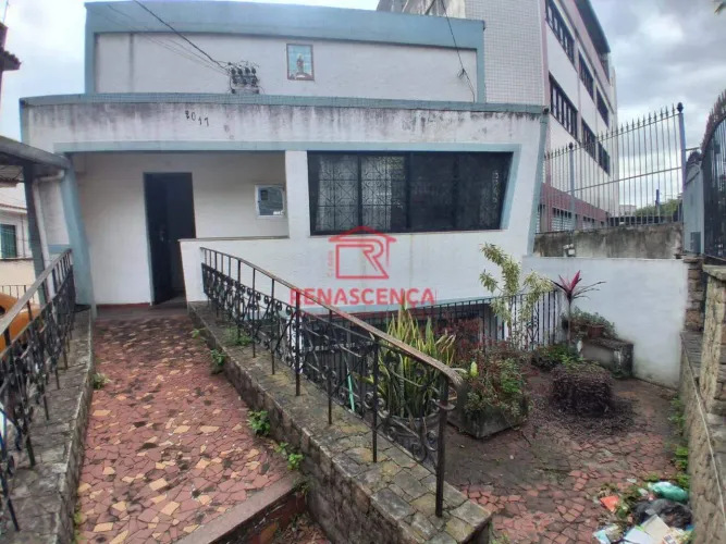 Casa Comercial na Vila da Penha.