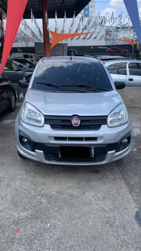 Fiat Uno Attractive 1.0 Flex 6V 5P 2017