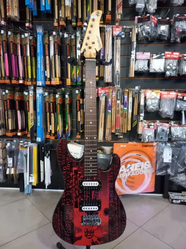 Guitarra waldman strato
