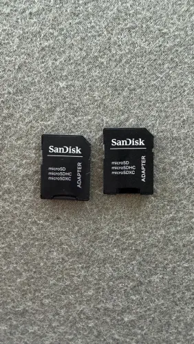 2 adaptador de cartão microSD para SD da marca SanDisk.