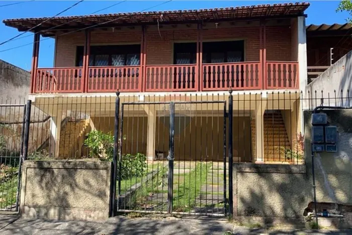 "Casa Espaçosa à Venda em Guarapari! Agende Visita!"