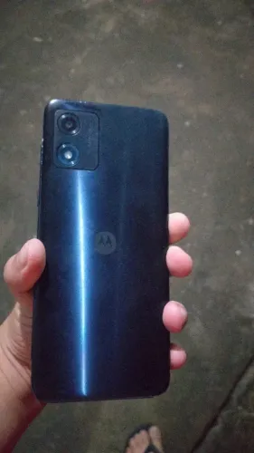 moto e13 pra vender, somente a tela que é necessário trocar