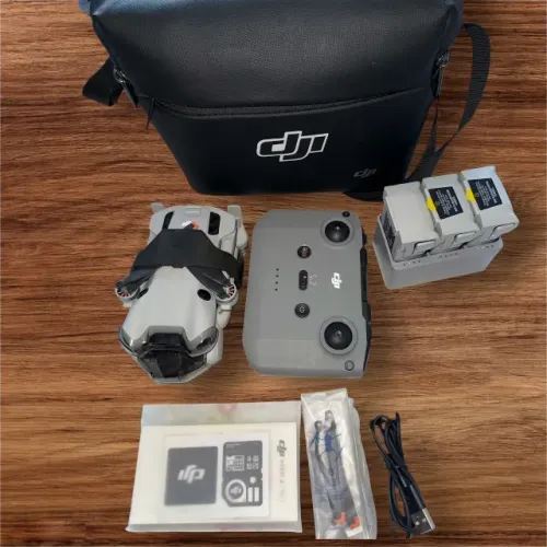 Drone DJI Mini 4 Pro Fly More Combo (Sem Tela)