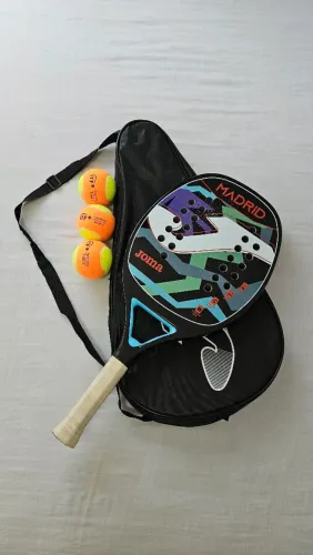 Raquete de Beach Tennis Joma Madrid + Capa Protetora e 3 Bolinhas