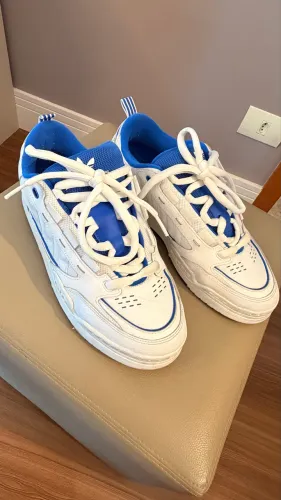 Tênis Adidas Originals - Número 44 (original e muito novo)