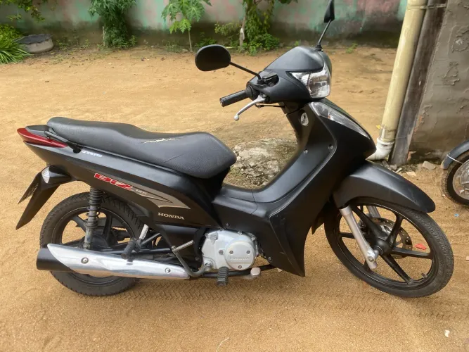 BIZ 125