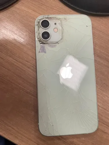 iPhone 12