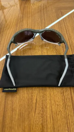 Oakley Plantaris verde impecável