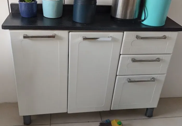 VENDO ARMÁRIO DE COZINHA