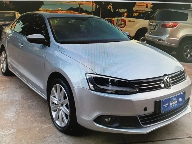 Volkswagen Jetta Comfortline 2.0 T.flex 8V 4P Tipt. 2014