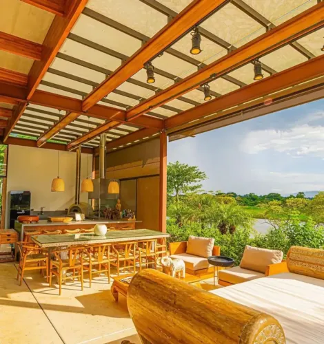 Casa estilo Bali à venda no Condomínio Fazenda Boa Vista em Porto Feliz - SP
