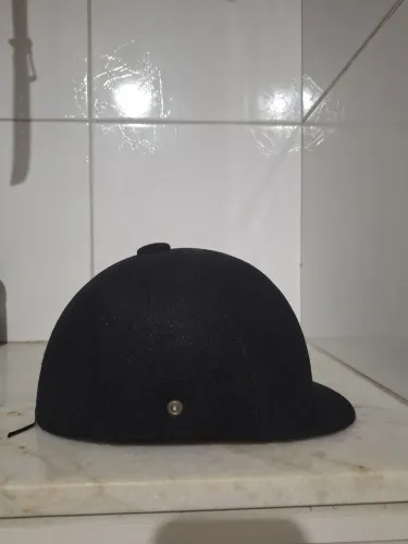 Capacete de Equitação<br>Sem nenhum defeito<br>Tamanho 58