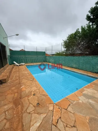 Casa para venda com 301 m² e 3 quartos em Centro, Piratininga - SP