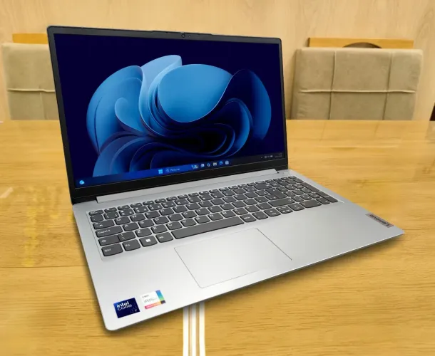 NOTEBOOK LENOVO SLIM I7 12°GER/ TELA FHD / 512 NVME